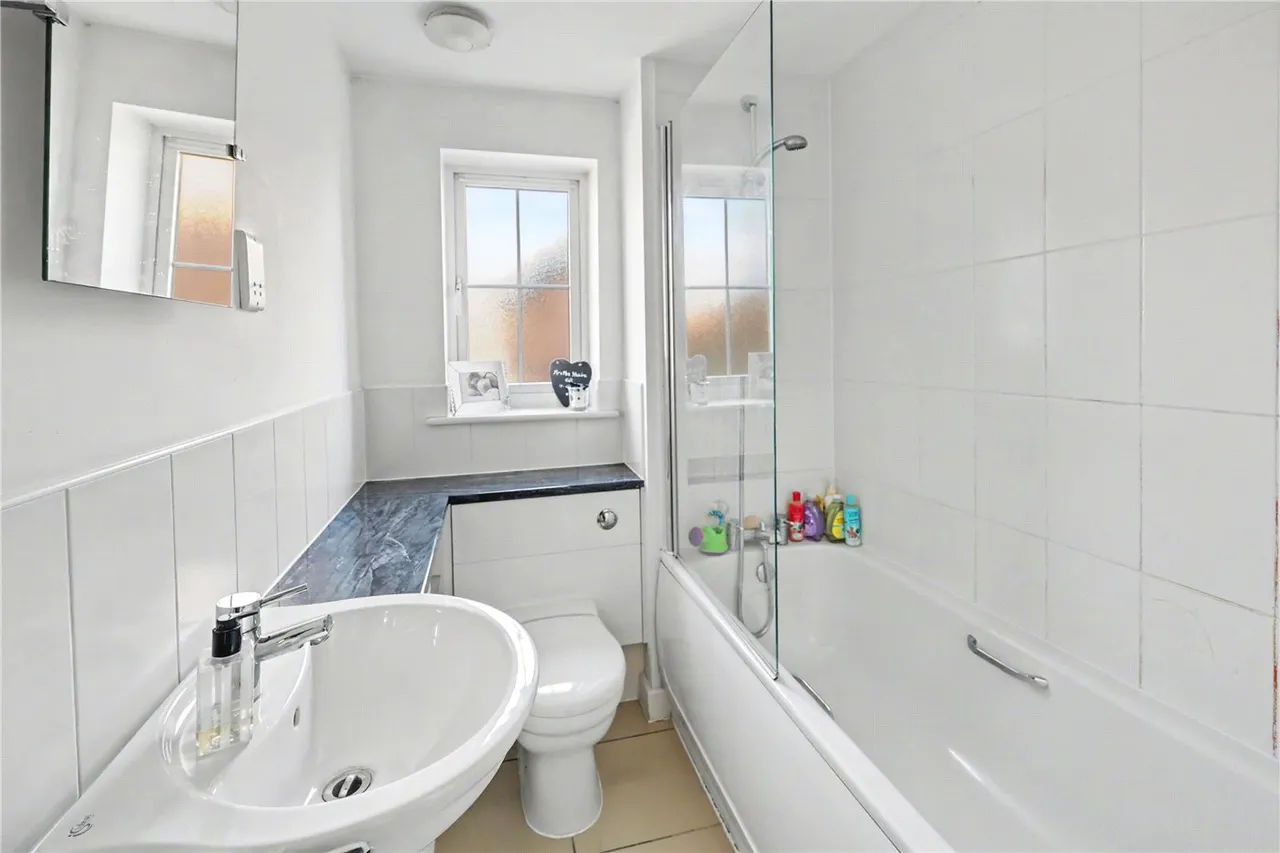 Starlings Way, Great Witchingham, NR9, photo 17