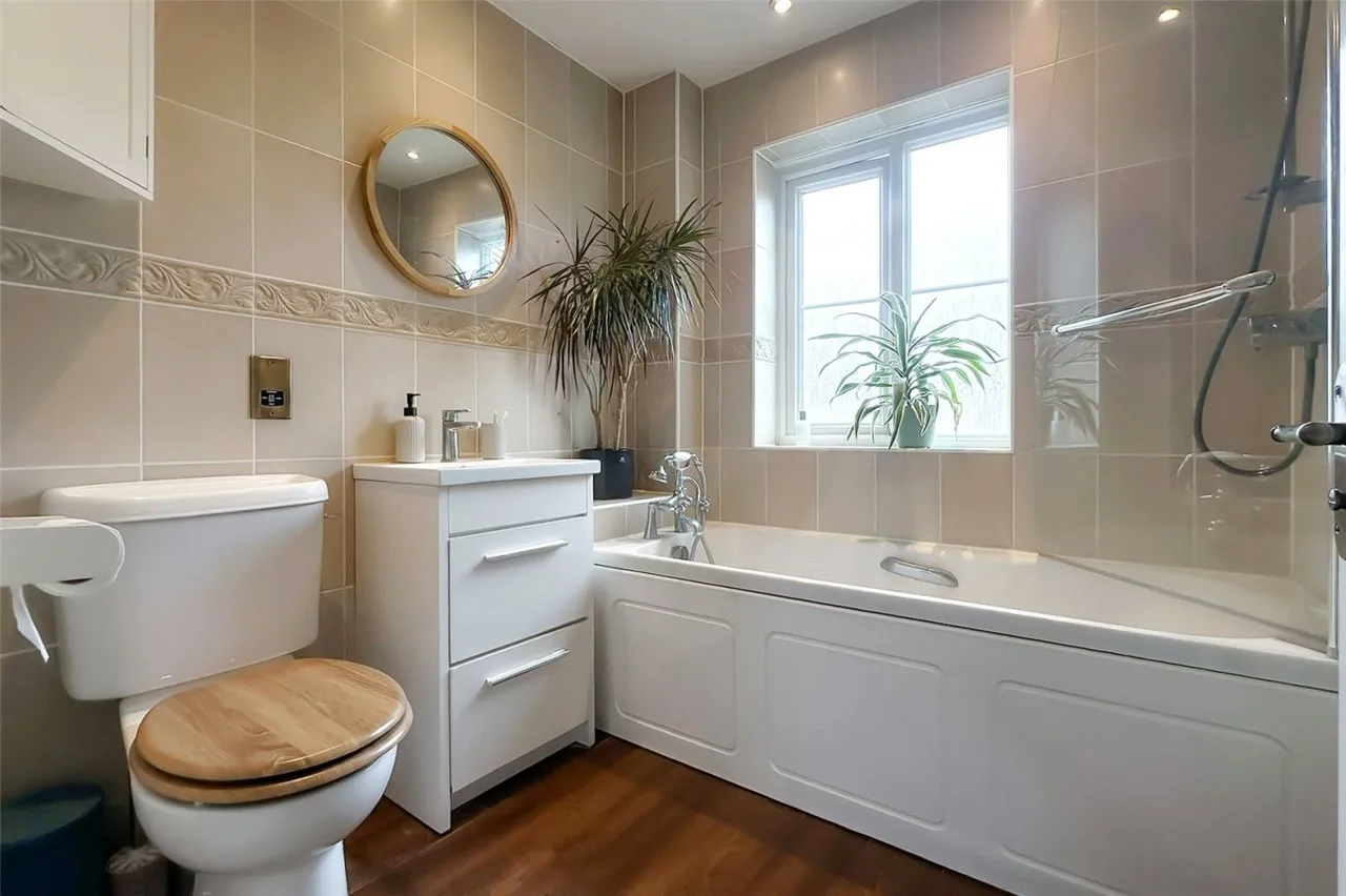 Rustington, Littlehampton, BN16, photo 8