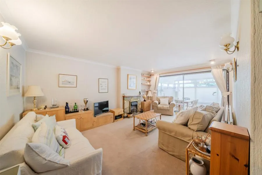 Brasenose Drive, Kidlington, OX5, photo 2