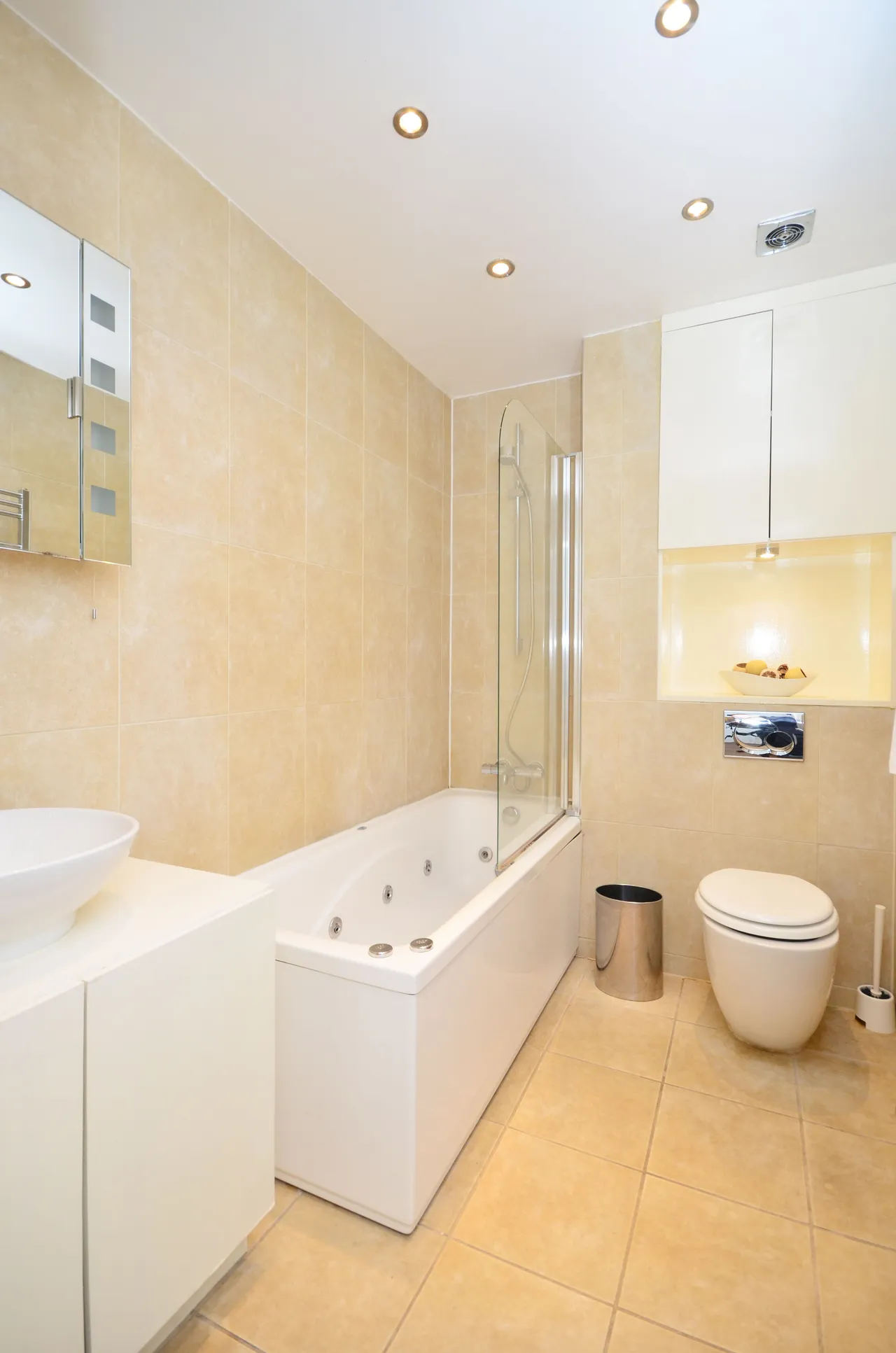 Flat 4, 22 Hatherley Grove, London, photo 6