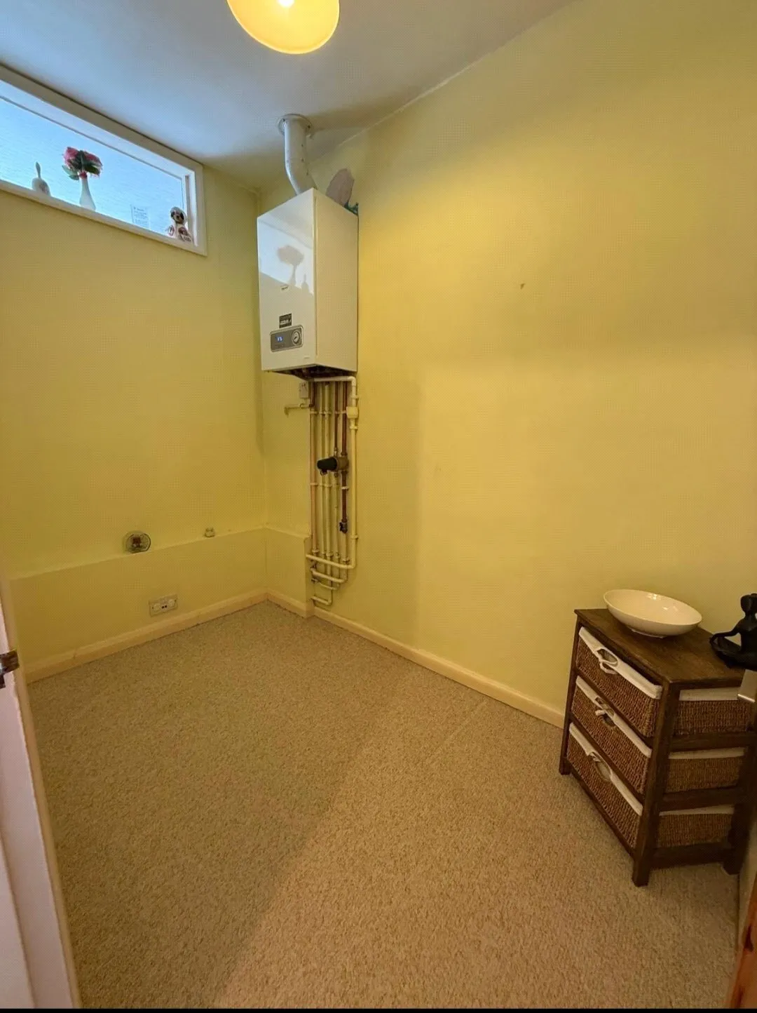 Barton Road, Newport, PO30, photo 13