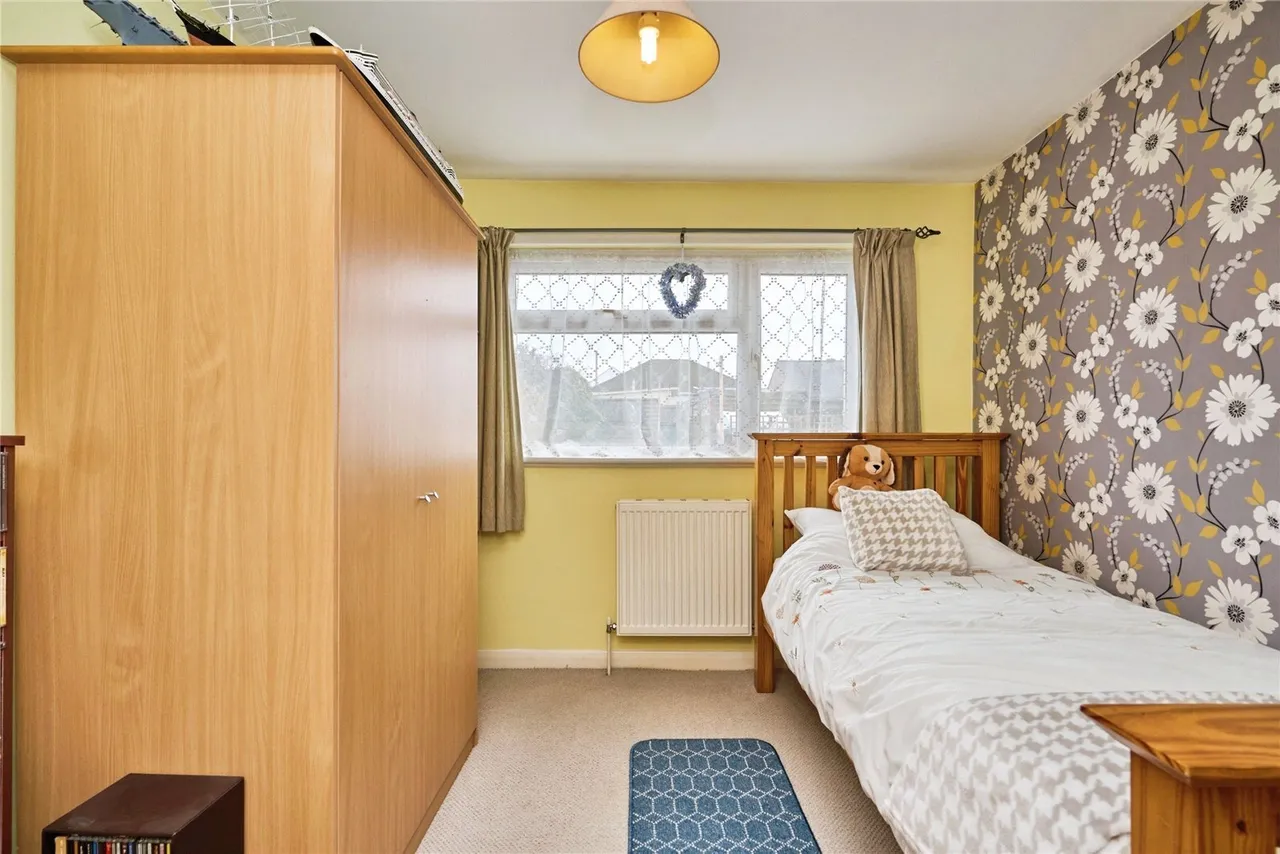 Barton Road, Newport, PO30, photo 11