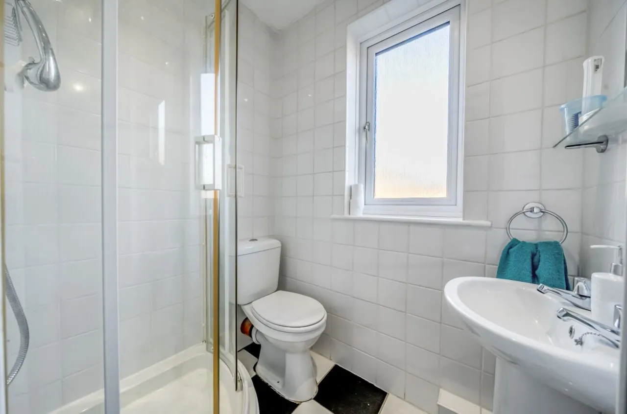 Tiercel Mews, Dinnington, S25, photo 14