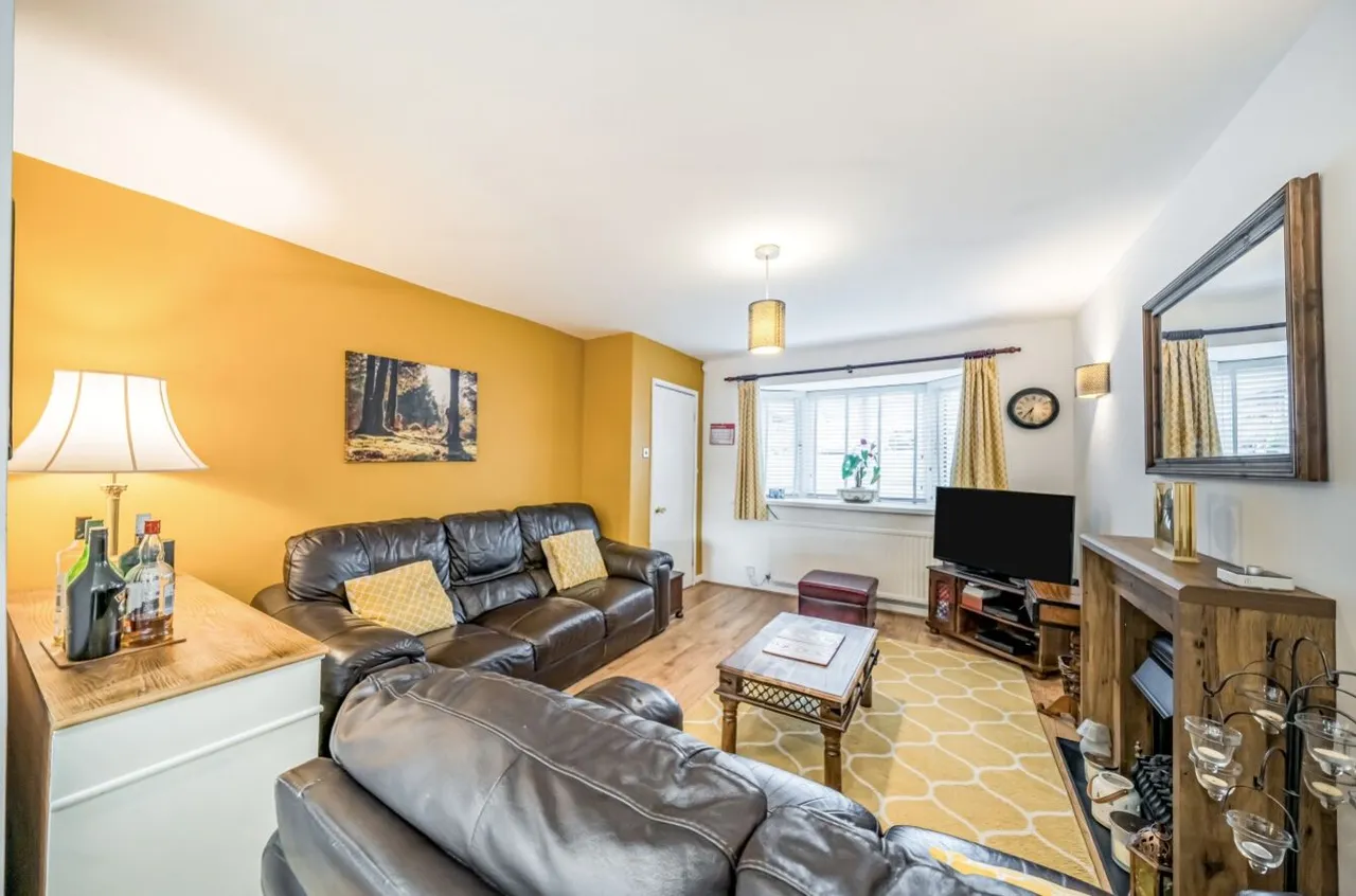 Tiercel Mews, Dinnington, S25, photo 4