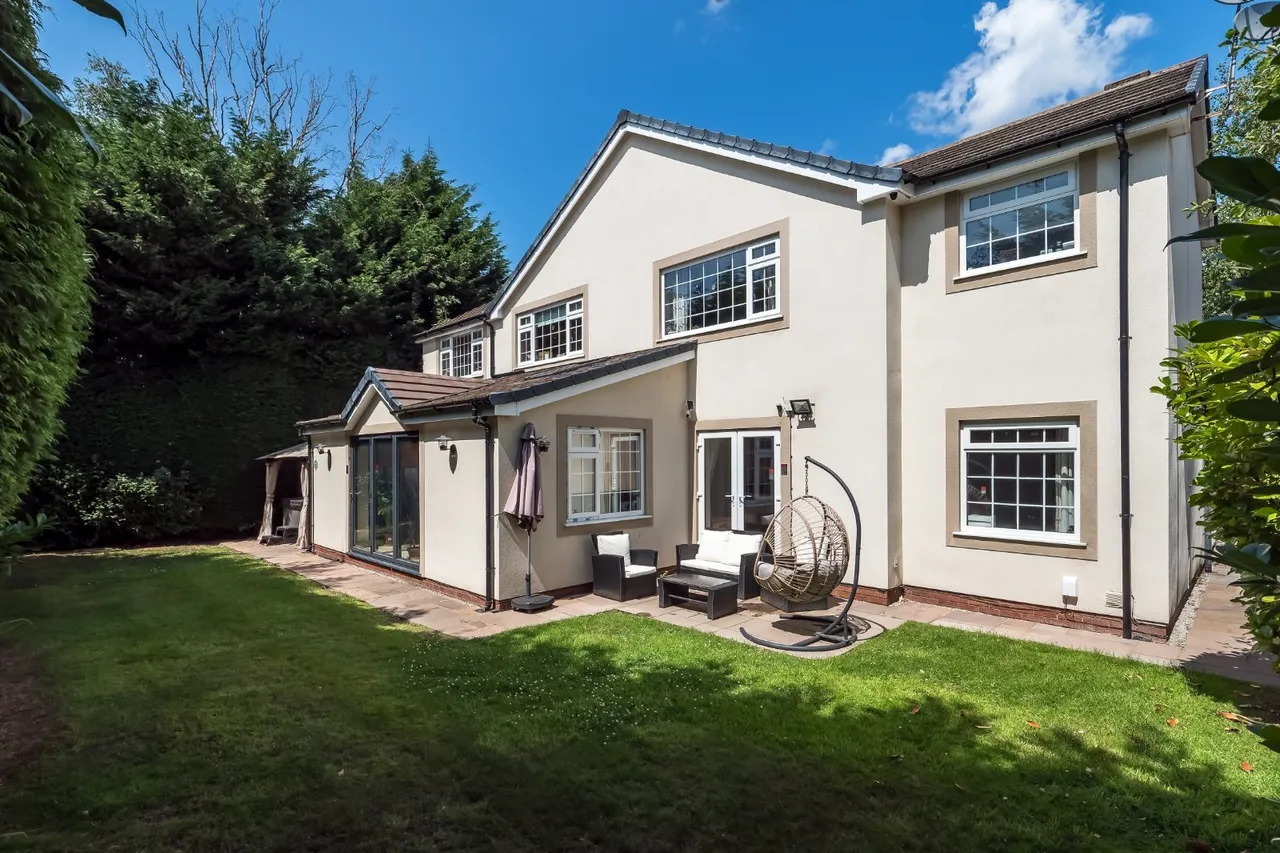Arthog Road, Hale, WA15, photo 18