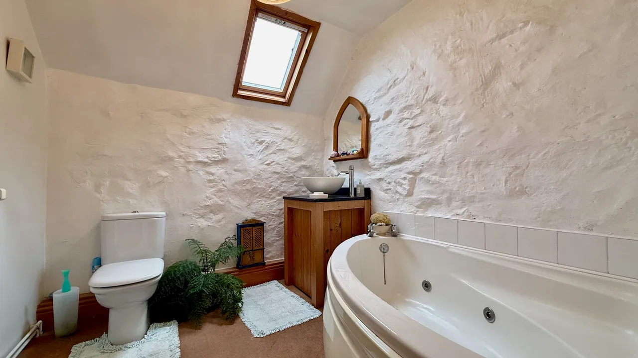 Talwrn Bach Cottage, Llanbedr, LL45, photo 17