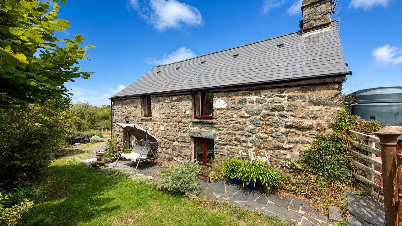 Talwrn Bach Cottage, Llanbedr, LL45, photo 23