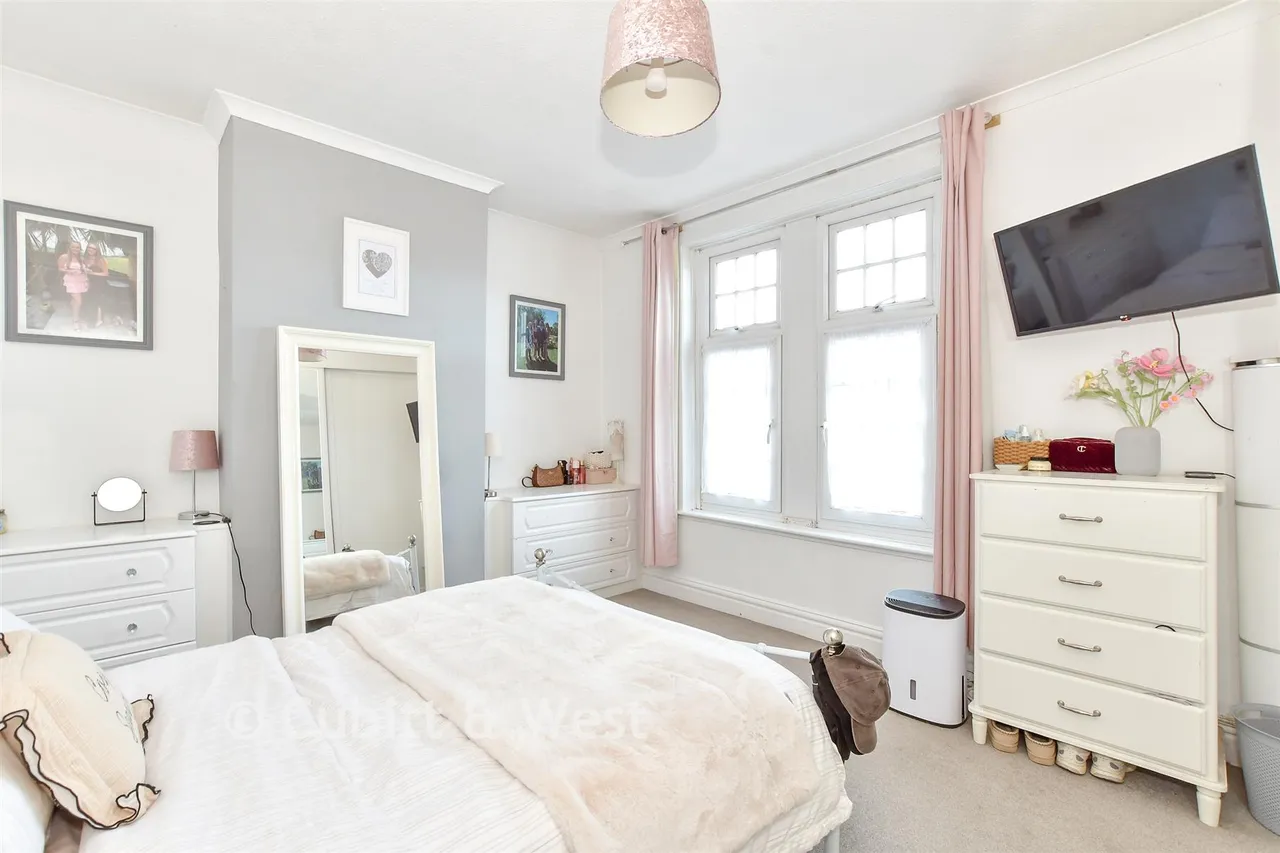 Catisfield Road, Southsea, PO4, photo 8