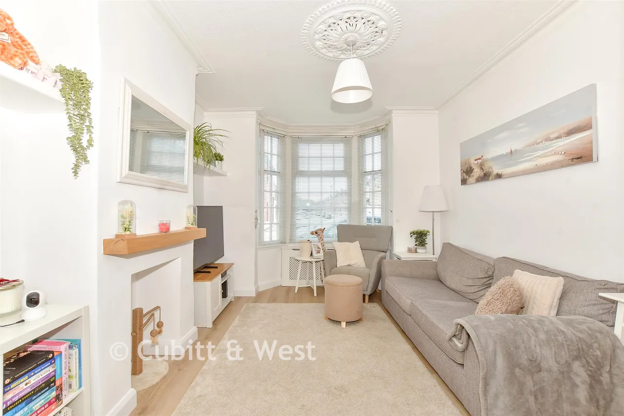 Catisfield Road, Southsea, PO4, photo 7