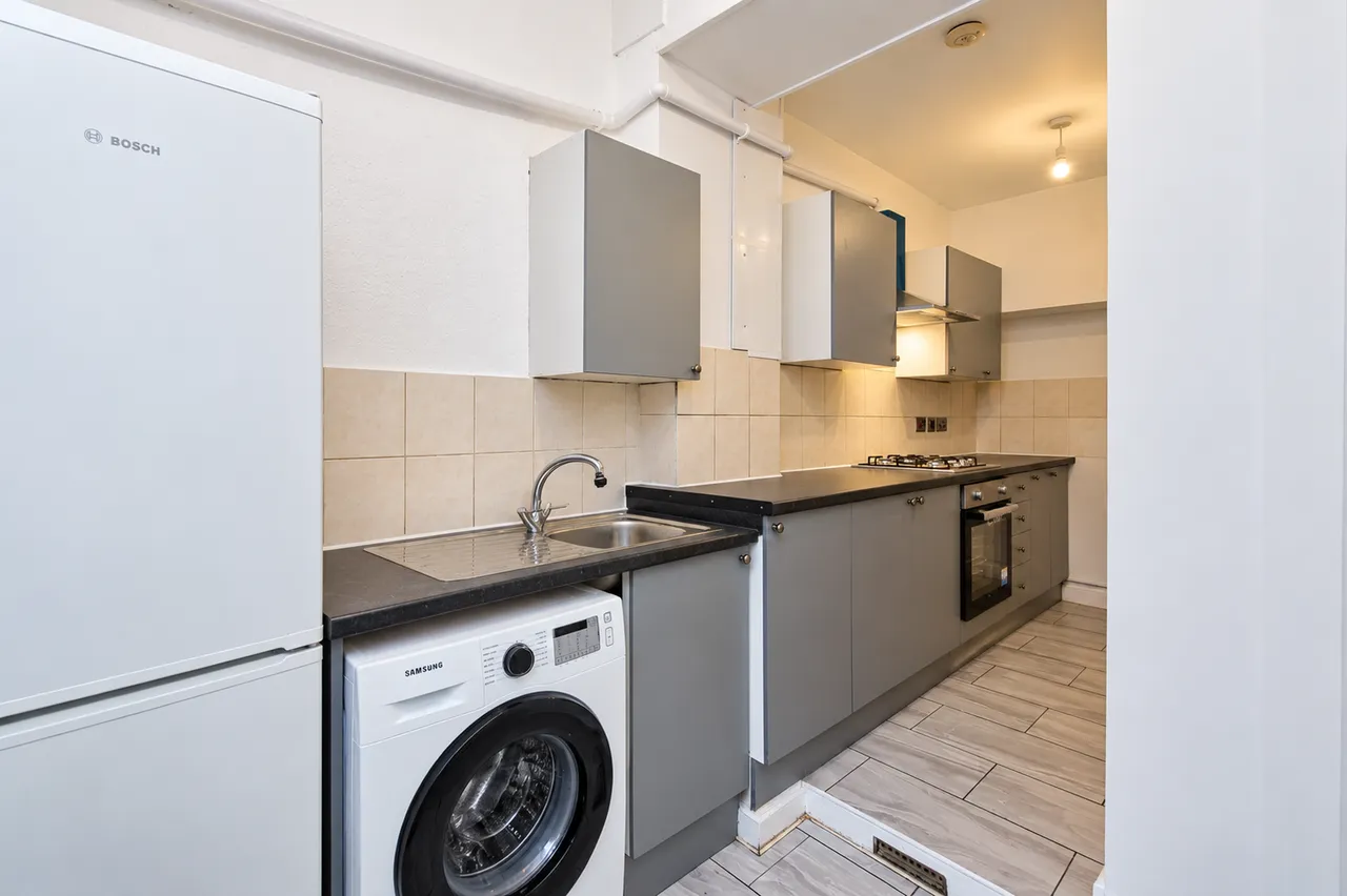 Westminster Gardens, Barking, IG11, photo 7