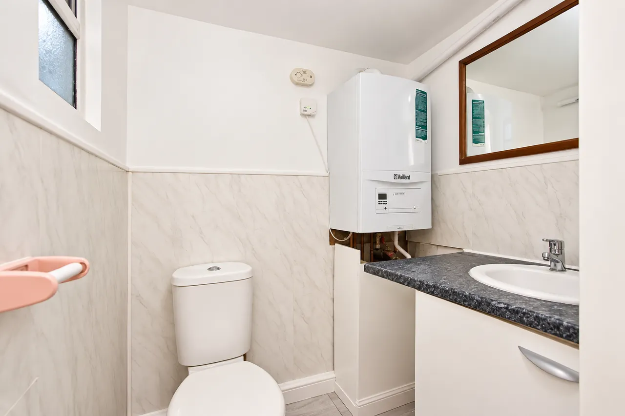 Westminster Gardens, Barking, IG11, photo 13