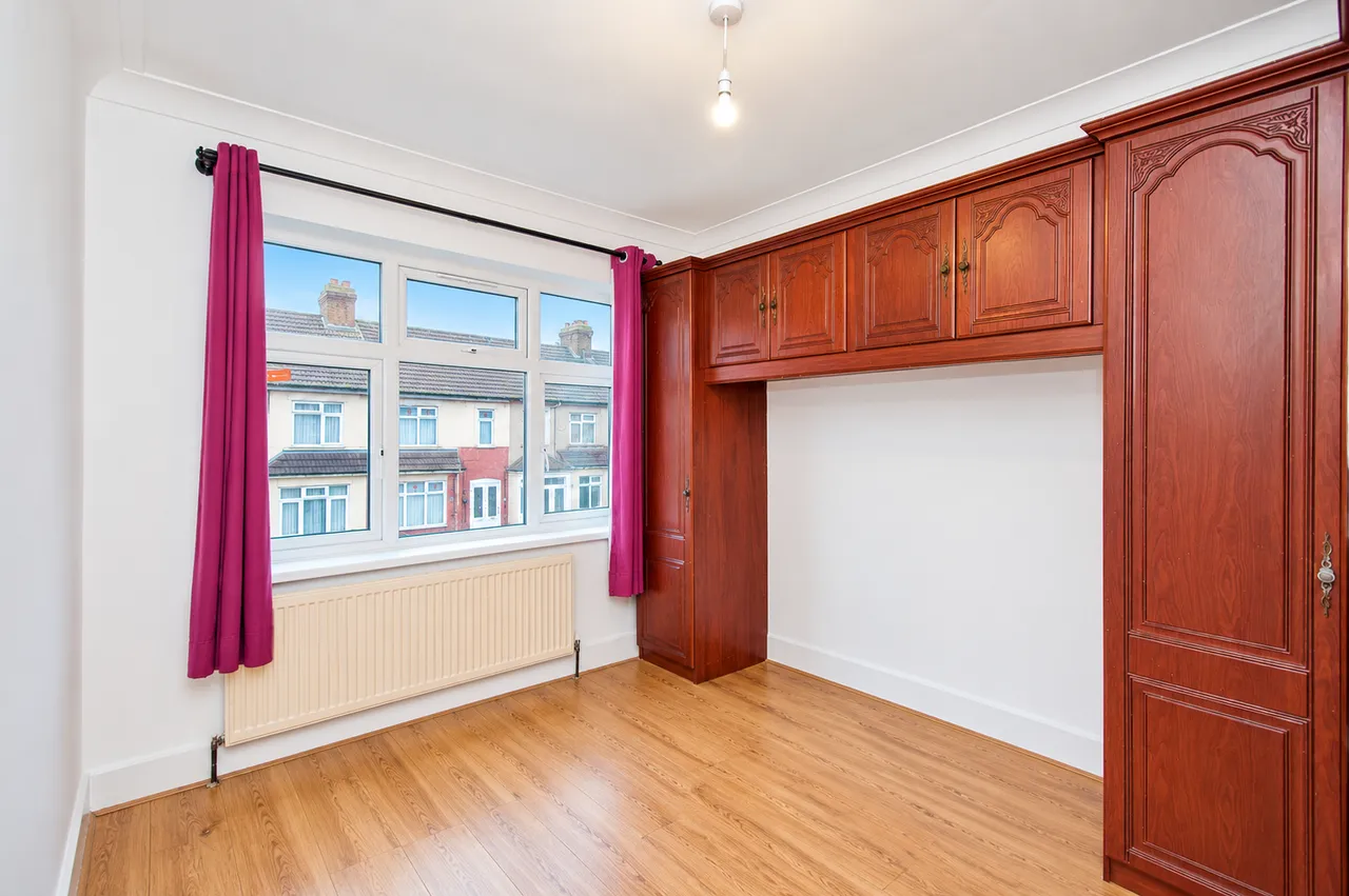 Westminster Gardens, Barking, IG11, photo 10