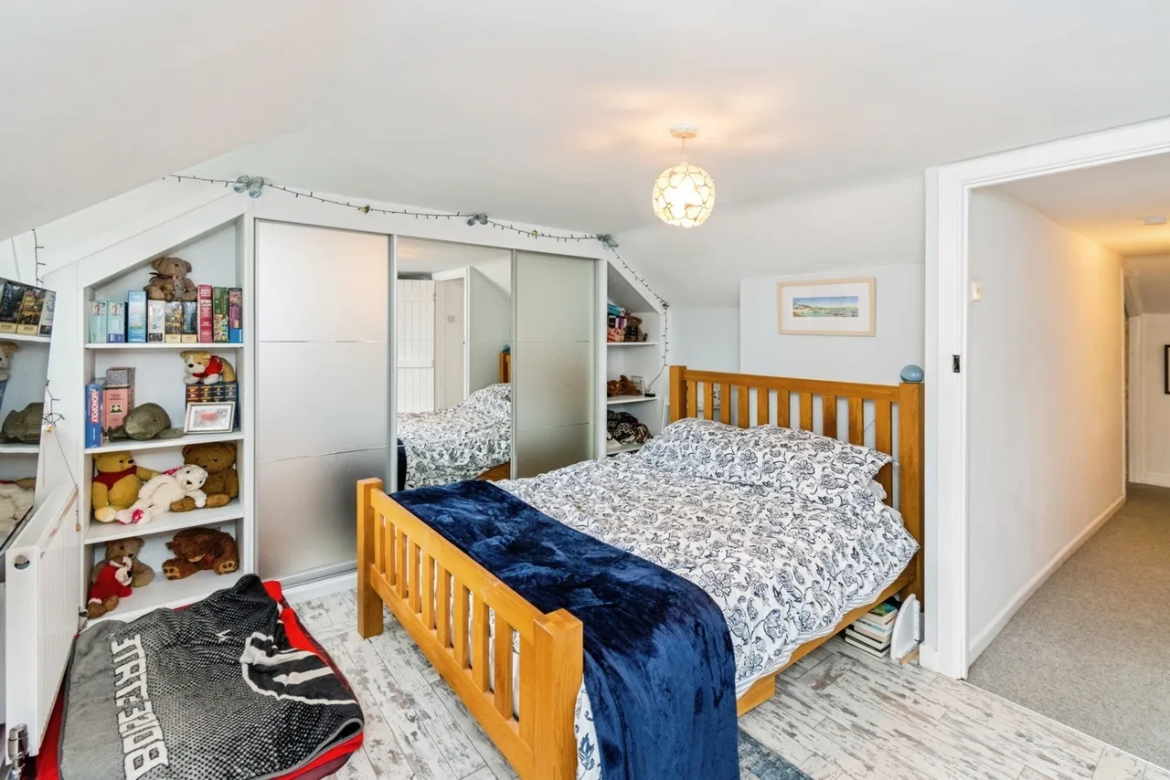 Ringwood Road, Bartley, SO40, photo 7