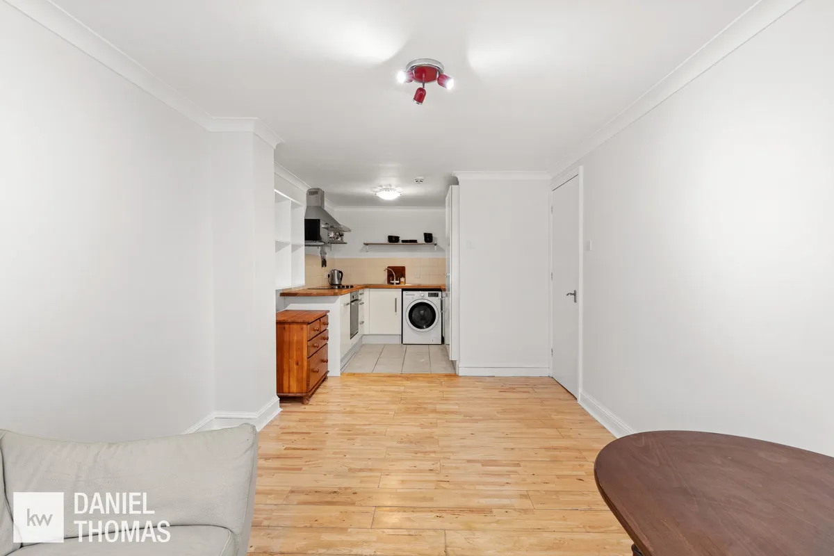 Eleanor Way, Waltham Cross, EN8, photo 4
