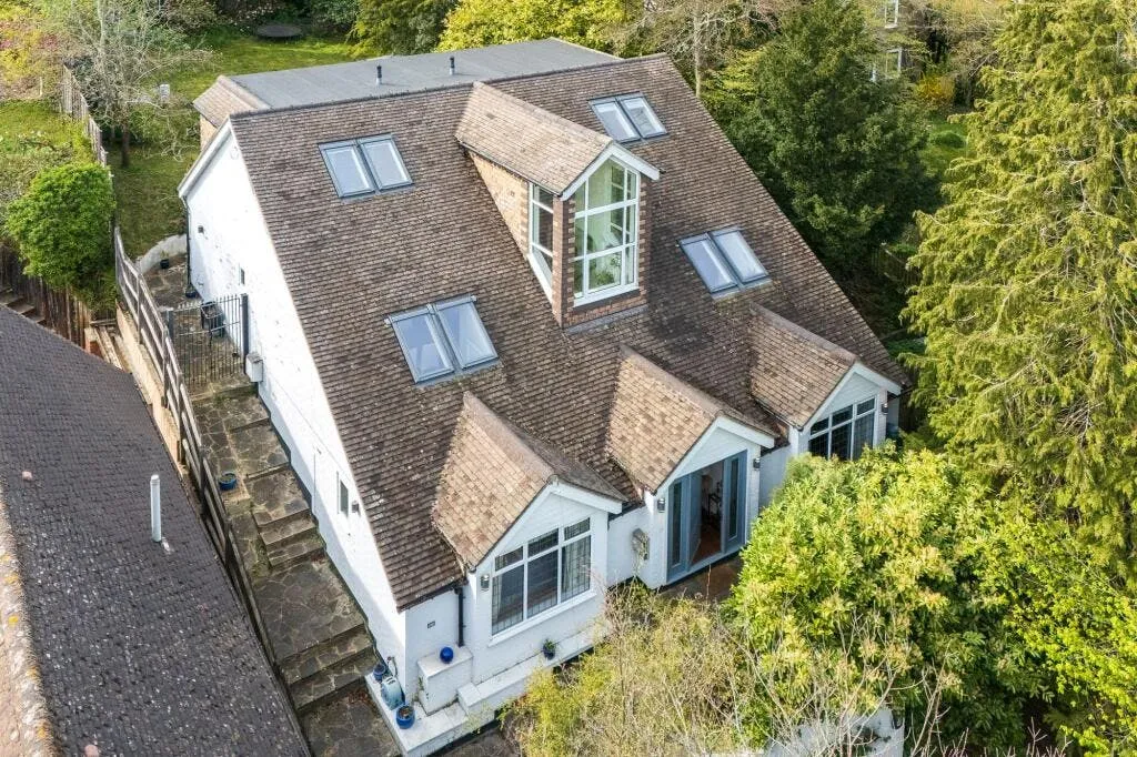 5 bed house for sale — Elmstead Lane, Chislehurst, BR7