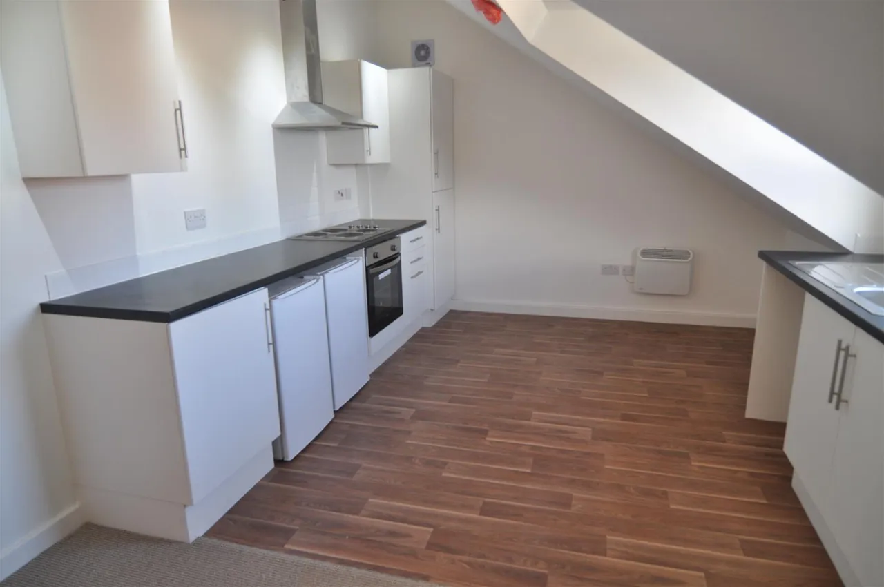 Coachmans Court, Jump, photo 4