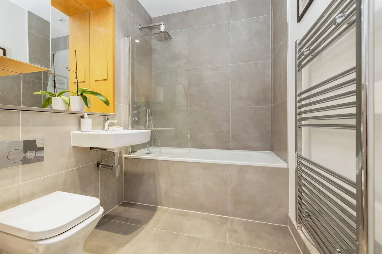 Aldenham Road, Bushey, WD23, photo 7