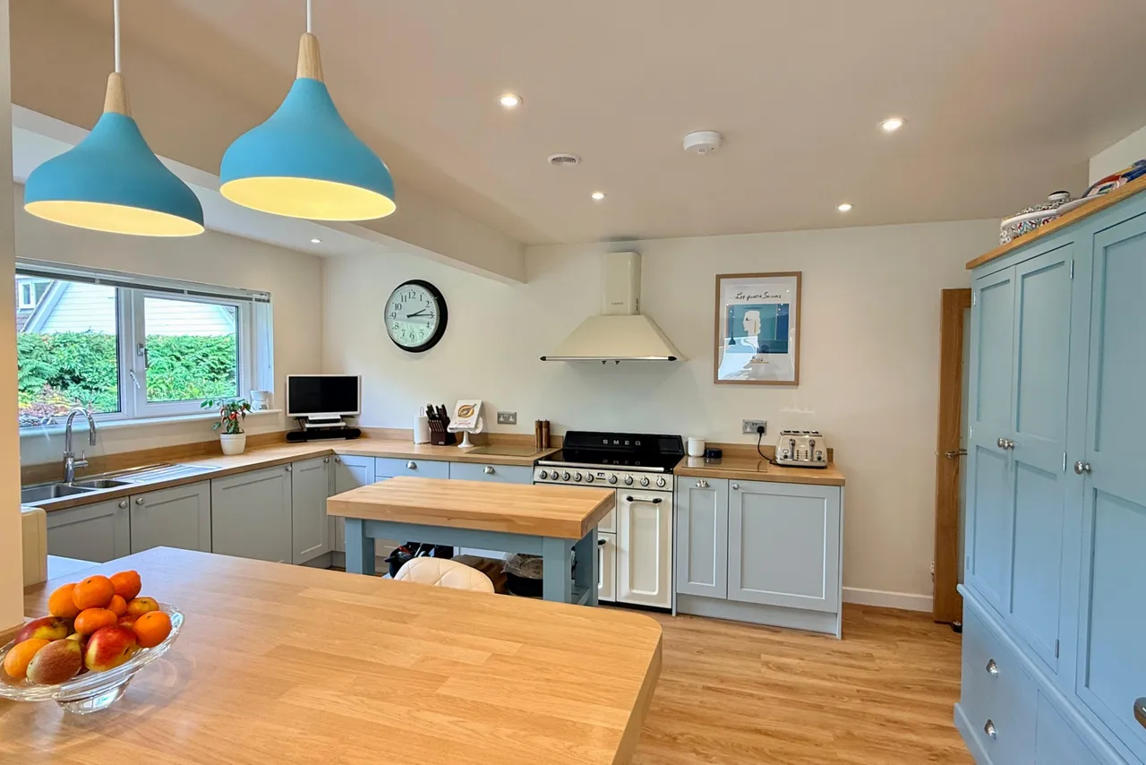 Ashley Park, Ashley Heath, BH24, photo 3