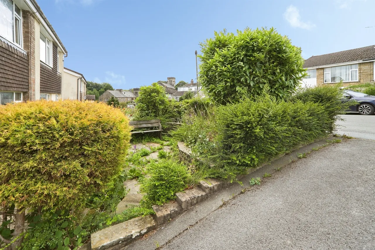 Sunhurst Drive, Oakworth, Keighley, photo 3