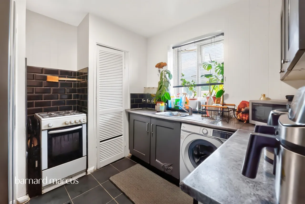 Orchard Place, London, N17, photo 15