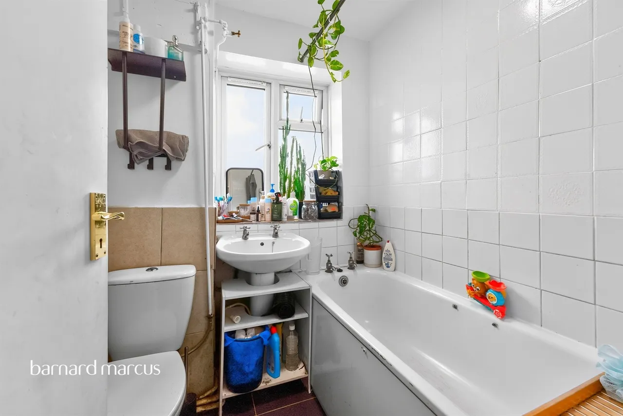 Orchard Place, London, N17, photo 8