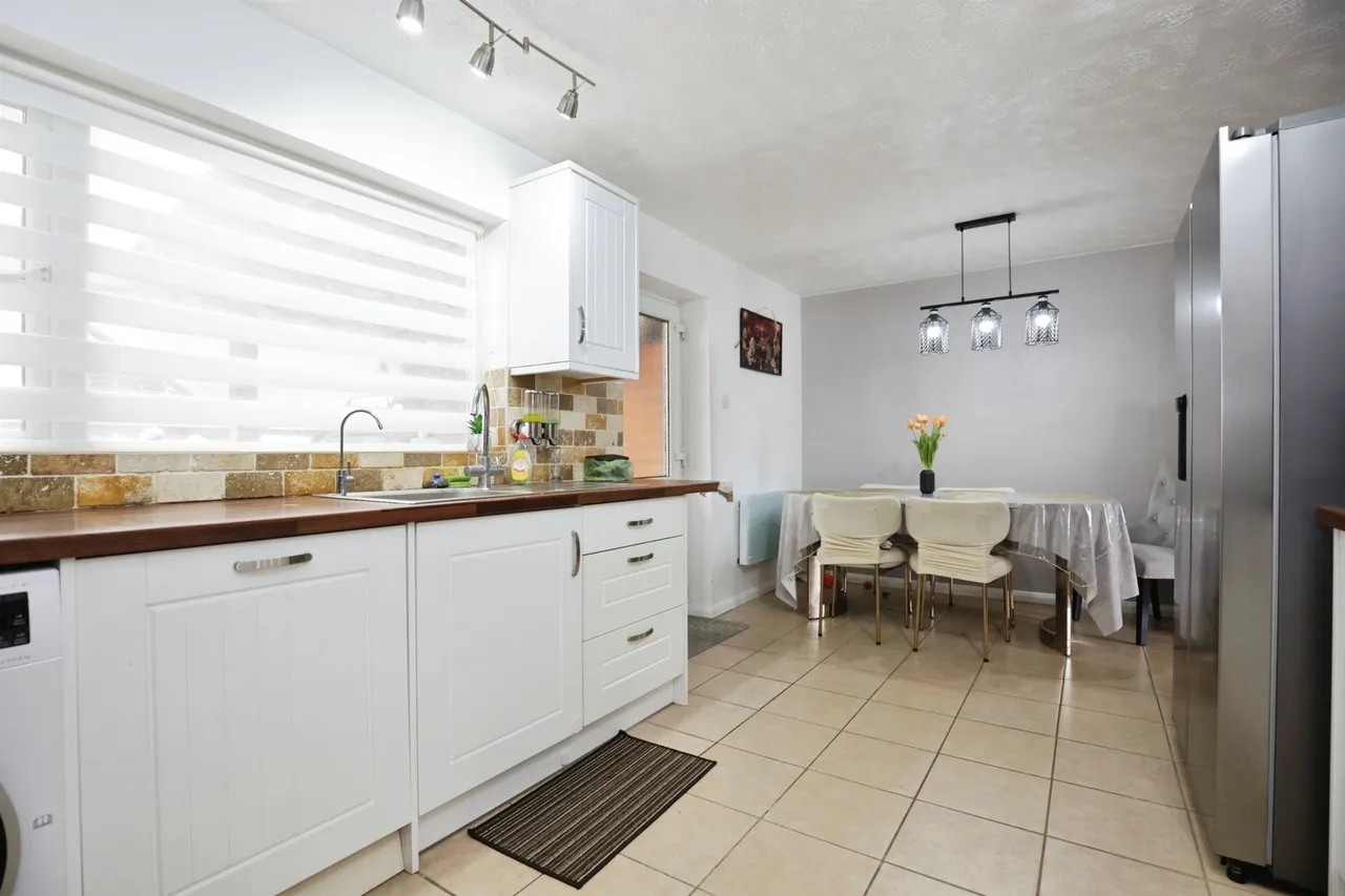 Kenilworth Way, Banbury, OX16, photo 8