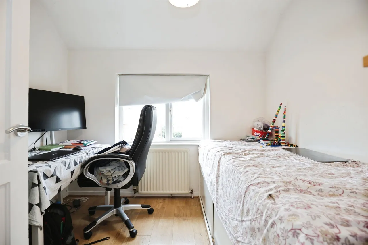 Kenilworth Way, Banbury, OX16, photo 13