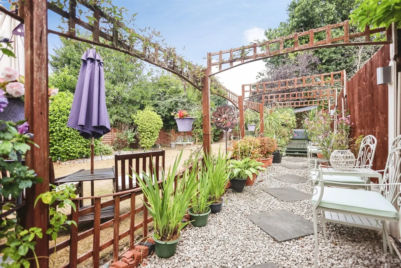 Bradford Road, Birmingham, B36, photo 15