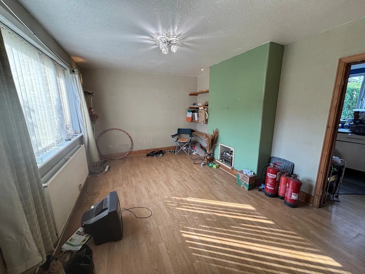 Moorcroft Drive, M19, photo 4