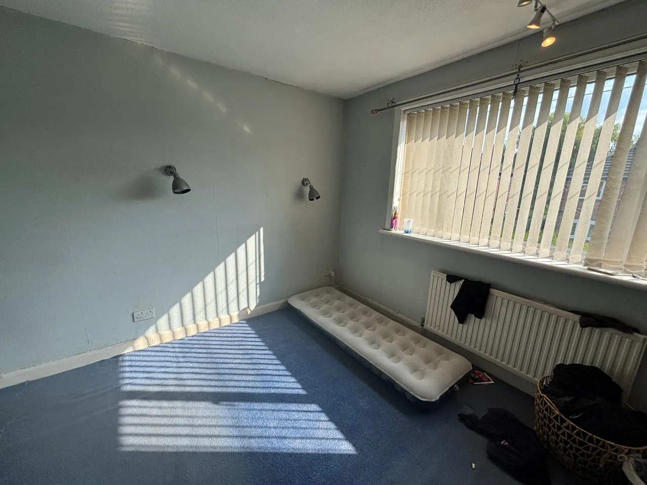 Moorcroft Drive, M19, photo 6
