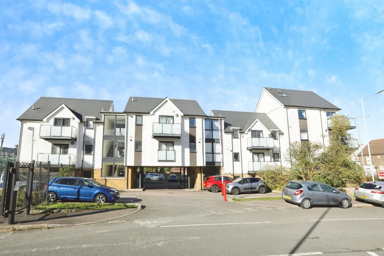 London Road, Sittingbourne, Kent, ME10, photo 9