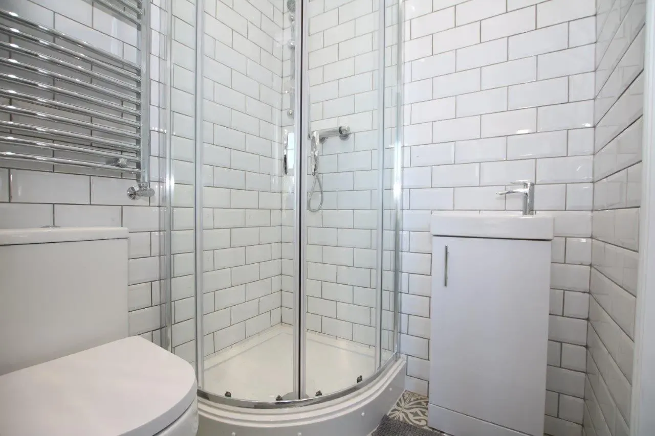 St. Nicholas Road, London, SE18, photo 19