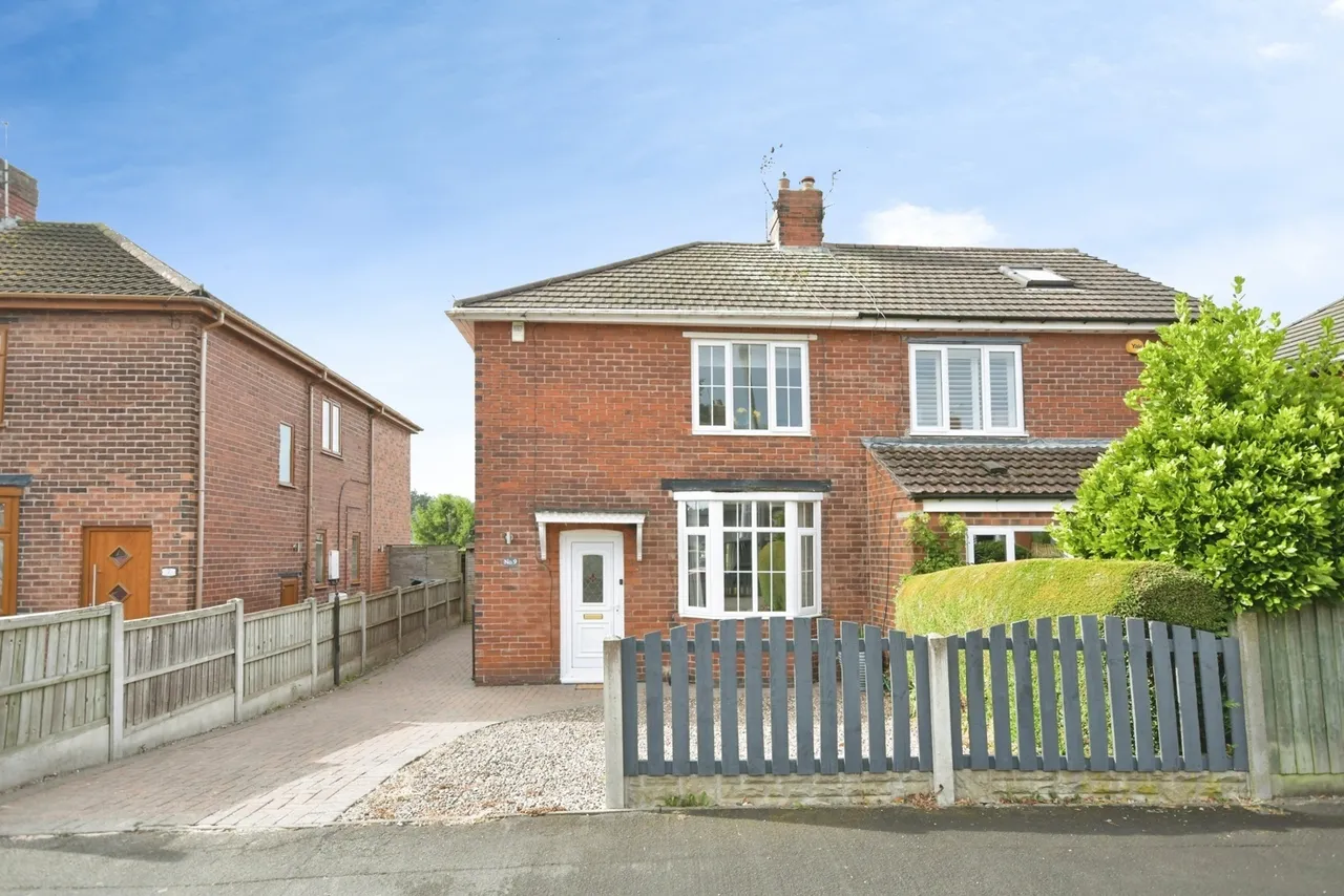 Rayleigh Avenue, Brimington, Chesterfield, Derbyshire, S43, photo 22