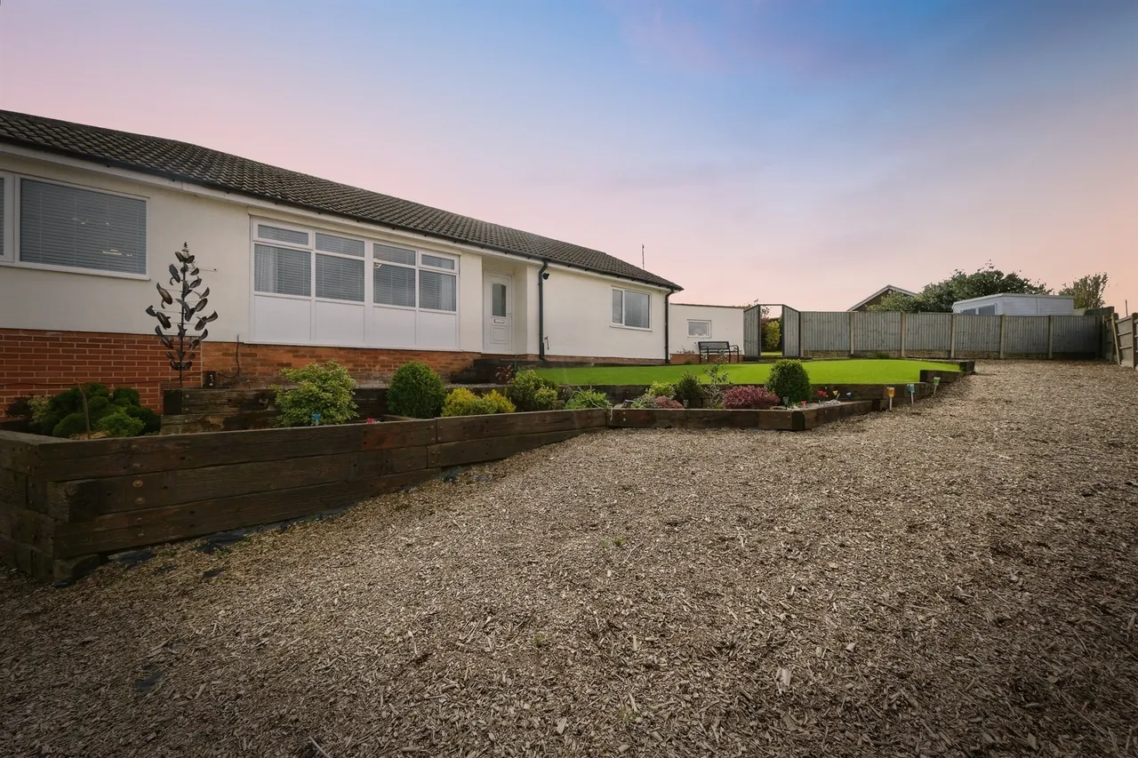 Keats Avenue, Sutton-In-Ashfield, NG17, photo 2