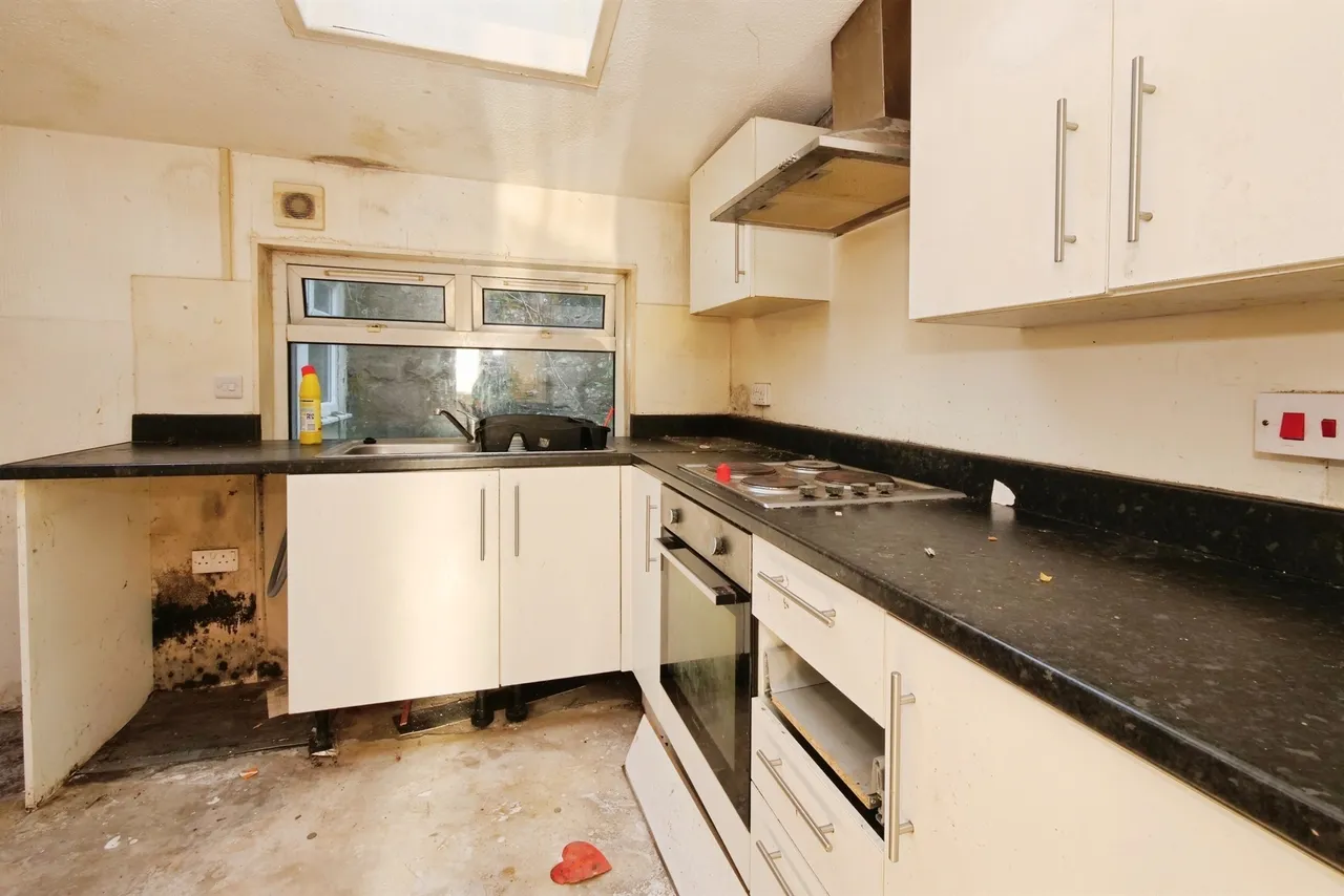 Bryn Wyndham Terrace, Treorchy, CF42, photo 9