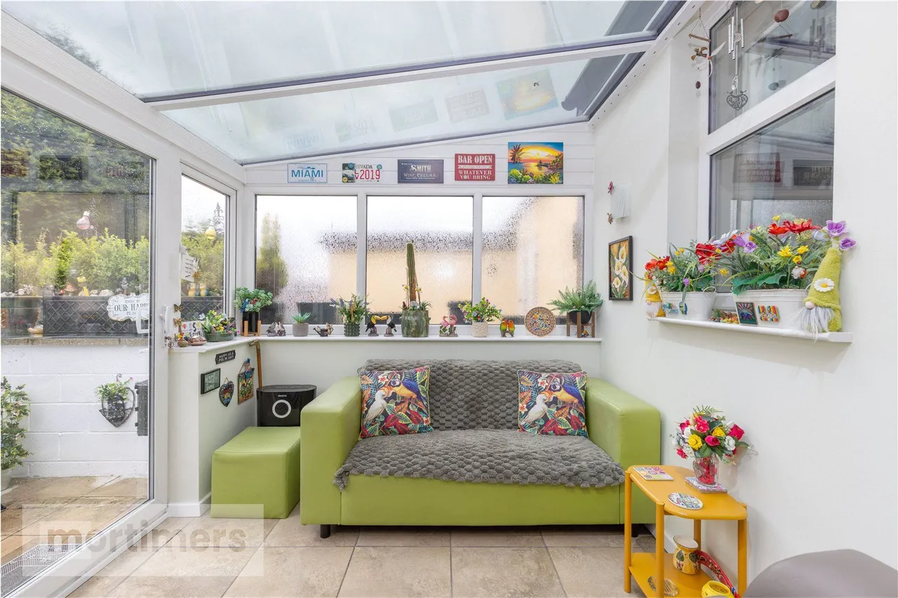 Hazel Avenue, Clayton Le Moors, BB5, photo 10