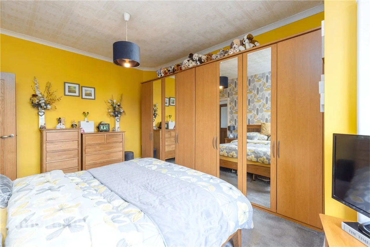 Hazel Avenue, Clayton Le Moors, BB5, photo 14