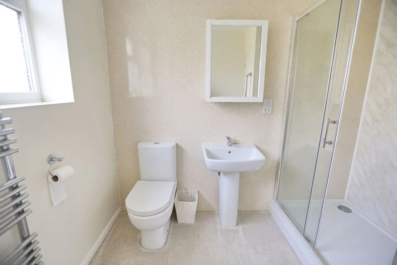 Ruskin Road, Prestwich, M25, photo 14