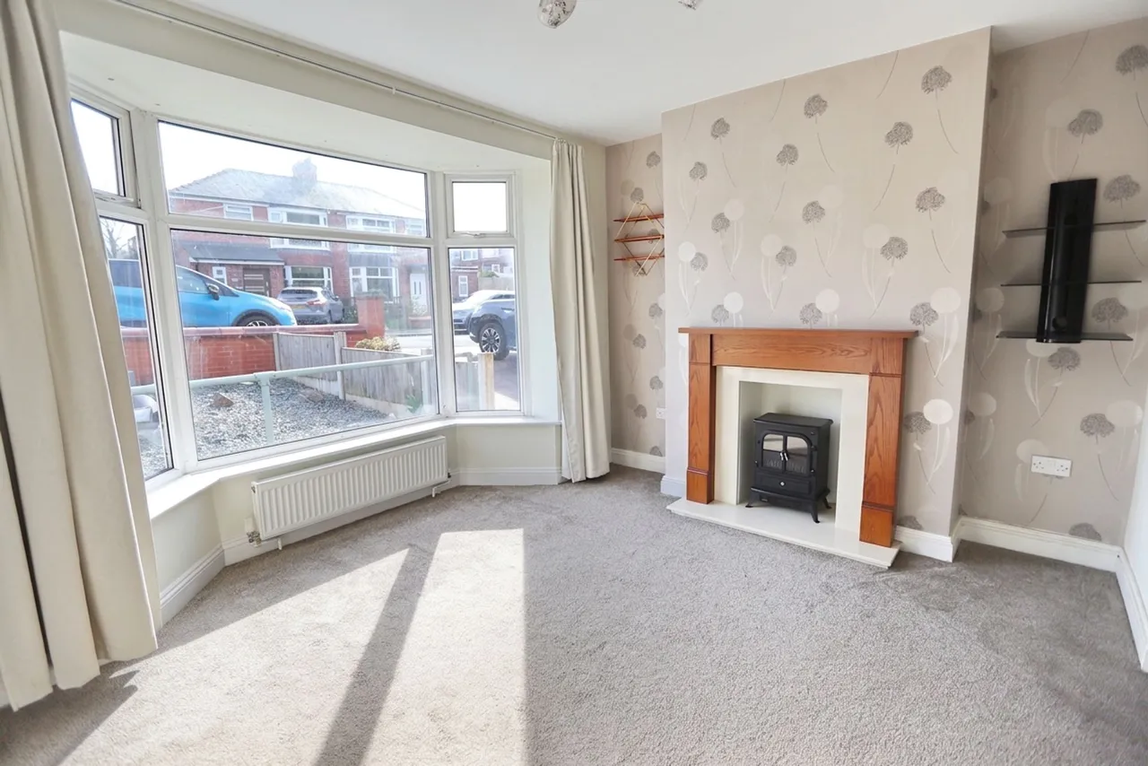 Ruskin Road, Prestwich, M25, photo 3