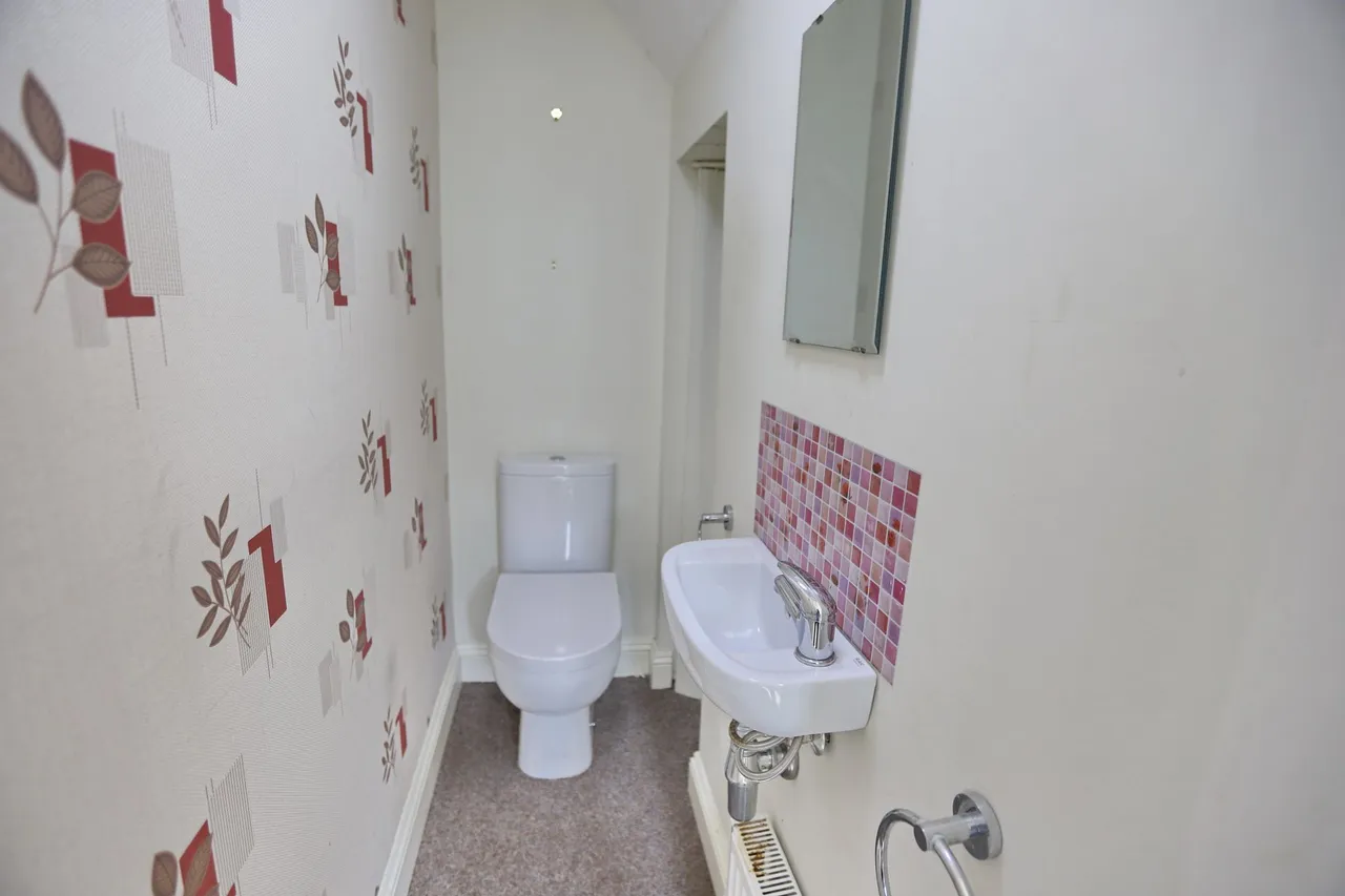 Ruskin Road, Prestwich, M25, photo 9