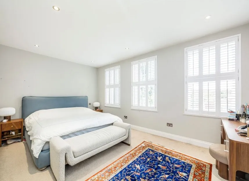 Coppetts Road, London, N10, photo 10