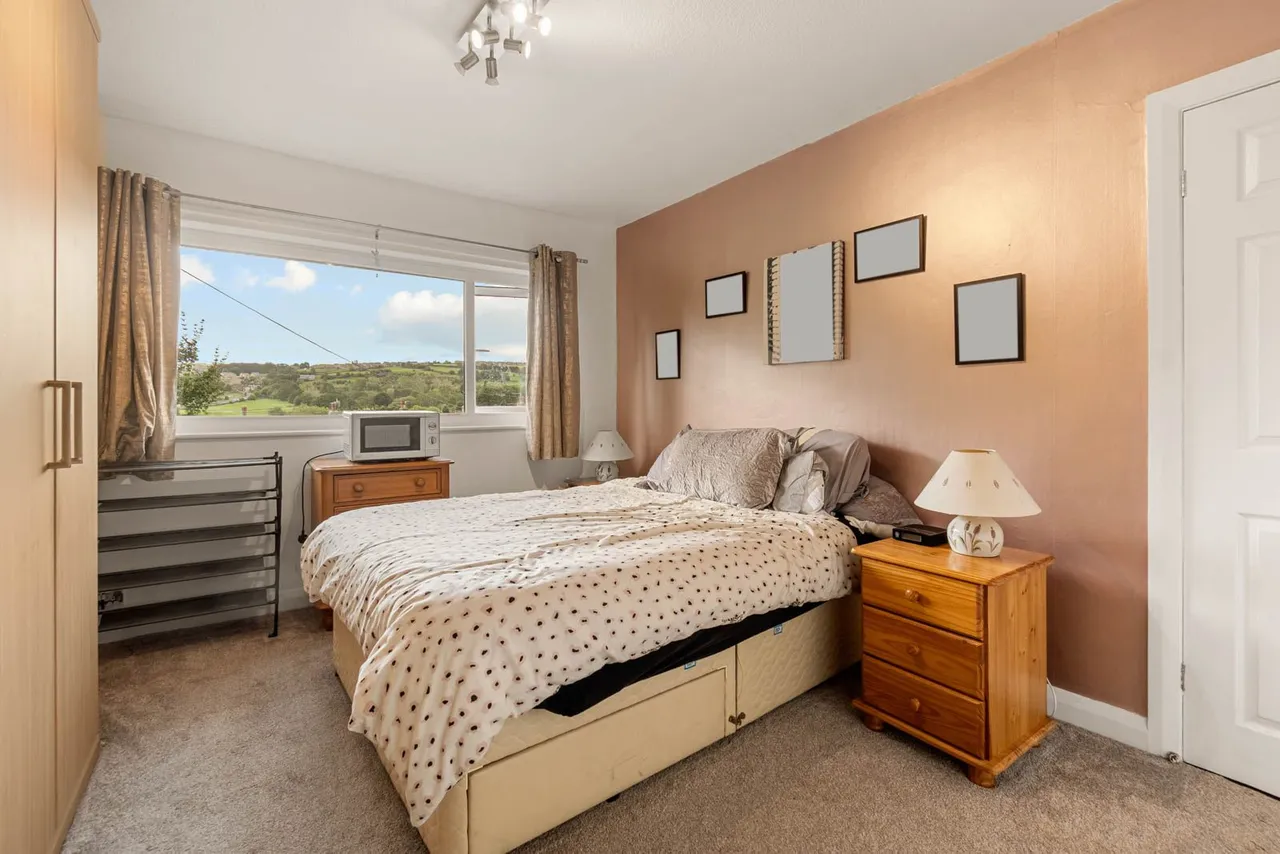 Saddleworth Road, Greetland, HX4, photo 7