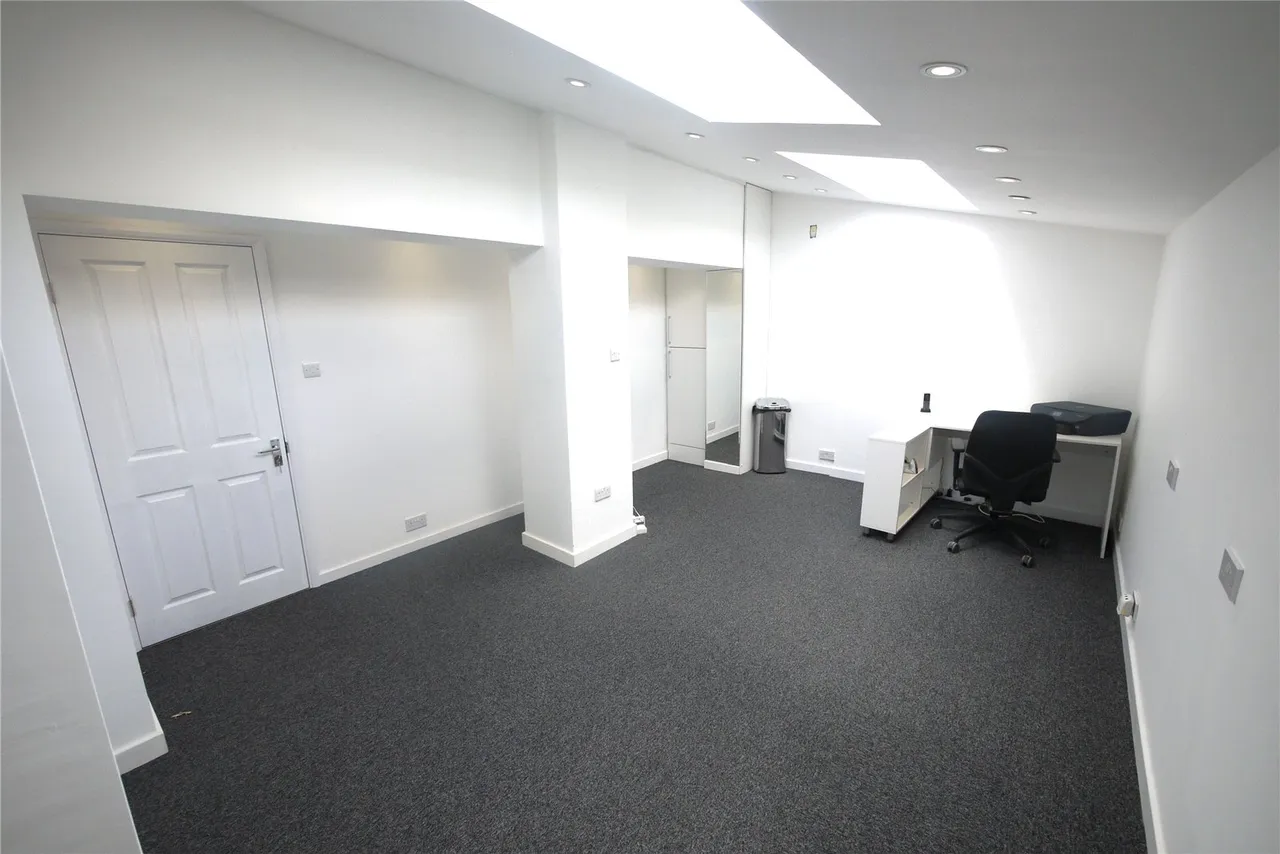 flat to rent, Woodland Avenue, Hutton, CM13