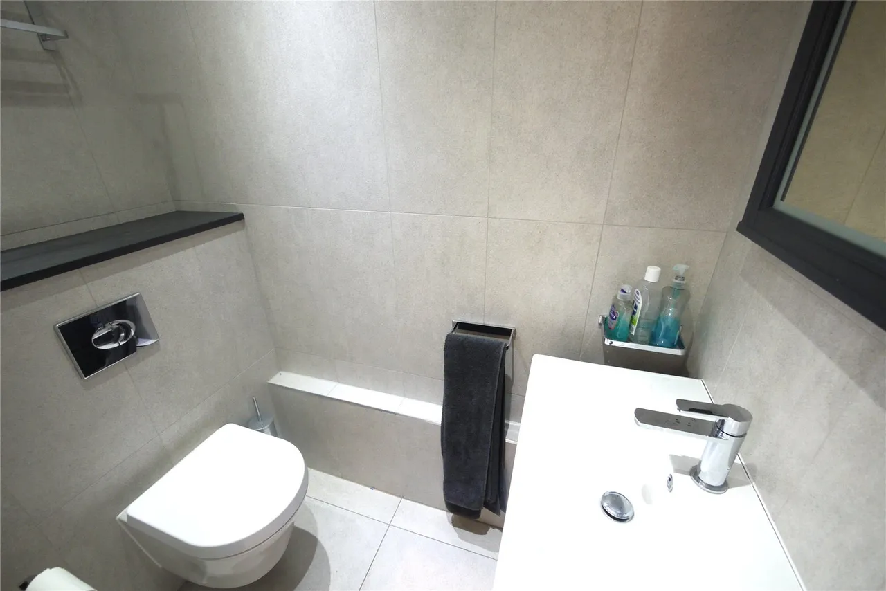 Woodland Avenue, Hutton, CM13, photo 3