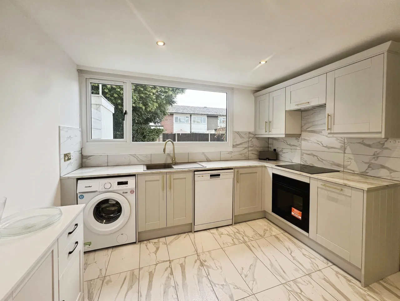 Millard Close, Basingstoke, Basingstoke, RG21 5TT, photo 3