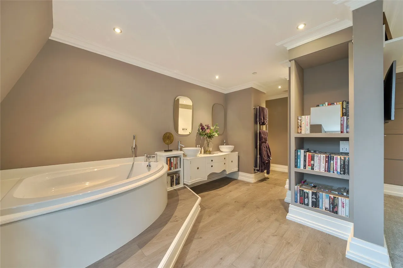 Yester Road, Chislehurst, BR7, photo 19