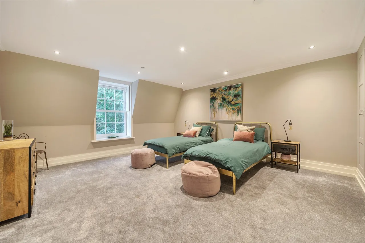 Yester Road, Chislehurst, BR7, photo 21