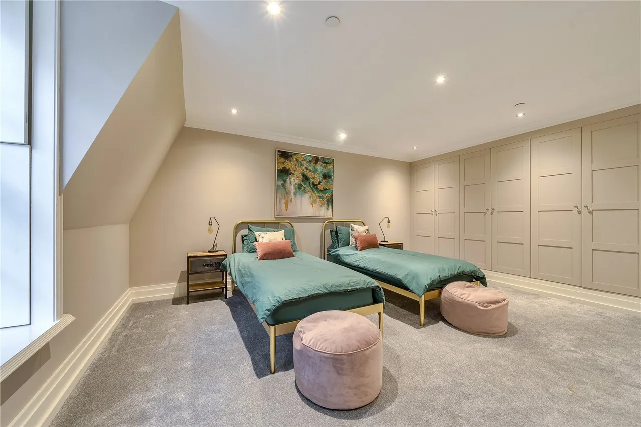 Yester Road, Chislehurst, BR7, photo 12
