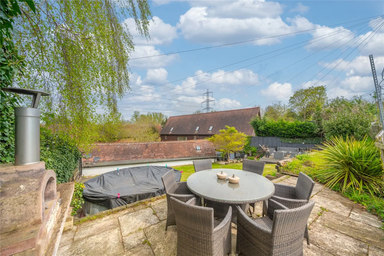 Hatch Farm Mews, Addlestone, KT15, photo 20
