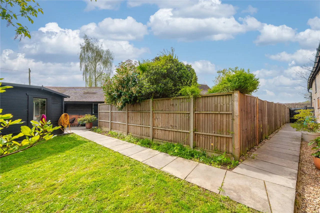 Hatch Farm Mews, Addlestone, KT15, photo 19